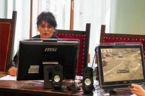 [VIDEO] Sędzia Agnieszka Połyniak uznała policjantów mających problemy z pamięcią za wiarygodnych. Pracodawczynię z Kłodzka skazała prawomocnie na 120 godzin robót publicznych za ich rzekome znieważenie. Ale nie nakazała ich przepraszać!