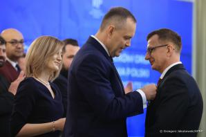 [VIDEO] Prezydent wręczył Ordery Orła Białego i Ordery Odrodzenia Polski