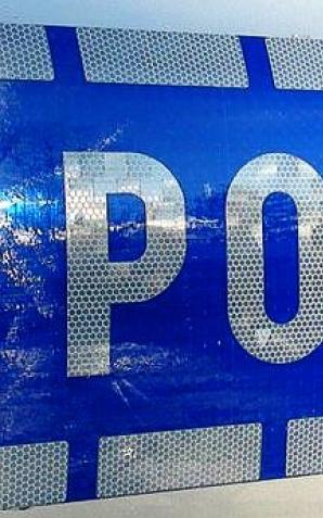 Odpowiedzą za pozbawienie wolności kobiety, pobicie jej oraz groźby karalne