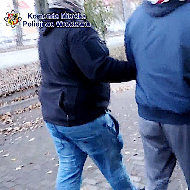 [VIDEO] Mężczyzna podejrzewany o atak na dziennikarkę zatrzymany